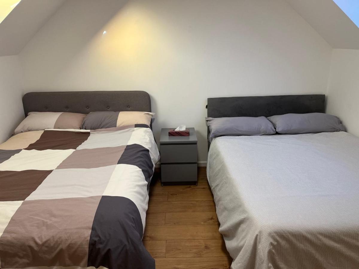 Three Bedroom House In Tooting By Star Apartments London Eksteriør billede